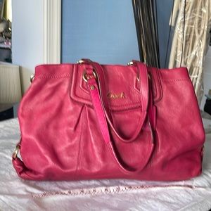 Coach dark Pink Bag